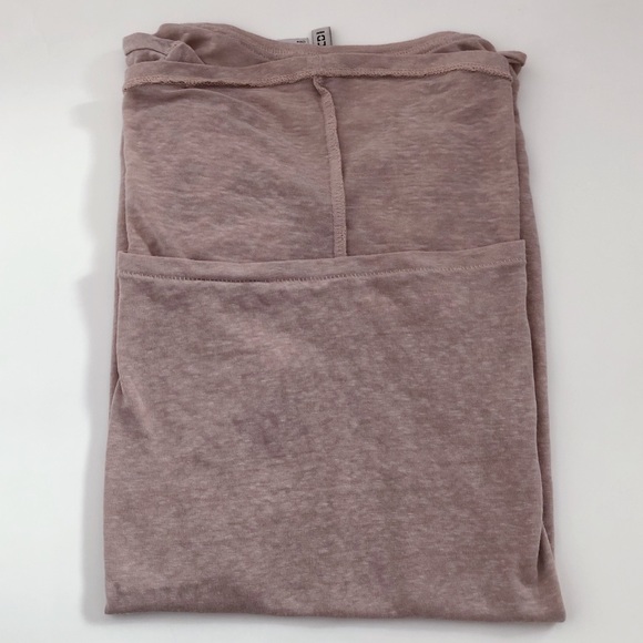 3 for $28🌼 H&M Basic Mauve pink short sleeves t-shirt - Picture 4 of 9